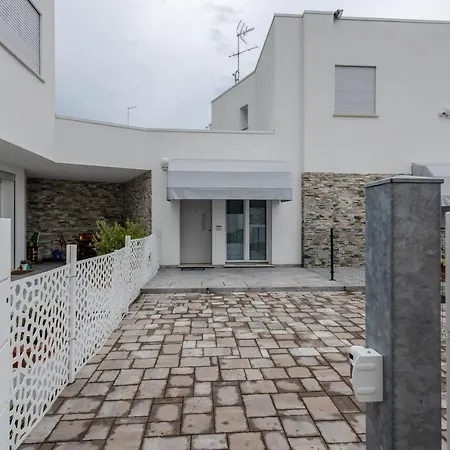 Marcellina Modern Apt With Private Parking! Apartamento *