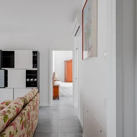 Apartamento Marcellina Modern Apt With Private Parking! *