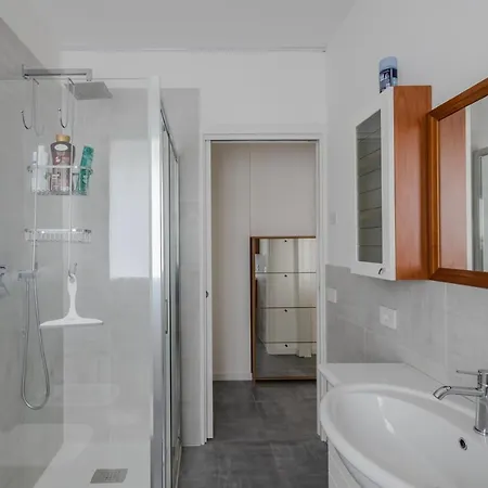Marcellina Modern Apt With Private Parking! Mestre